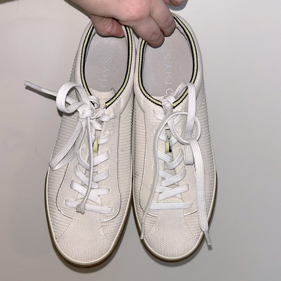 Rothy’s The Lace Up Sneaker in Vanilla Women’s Size 8 - Picture 3 of 6